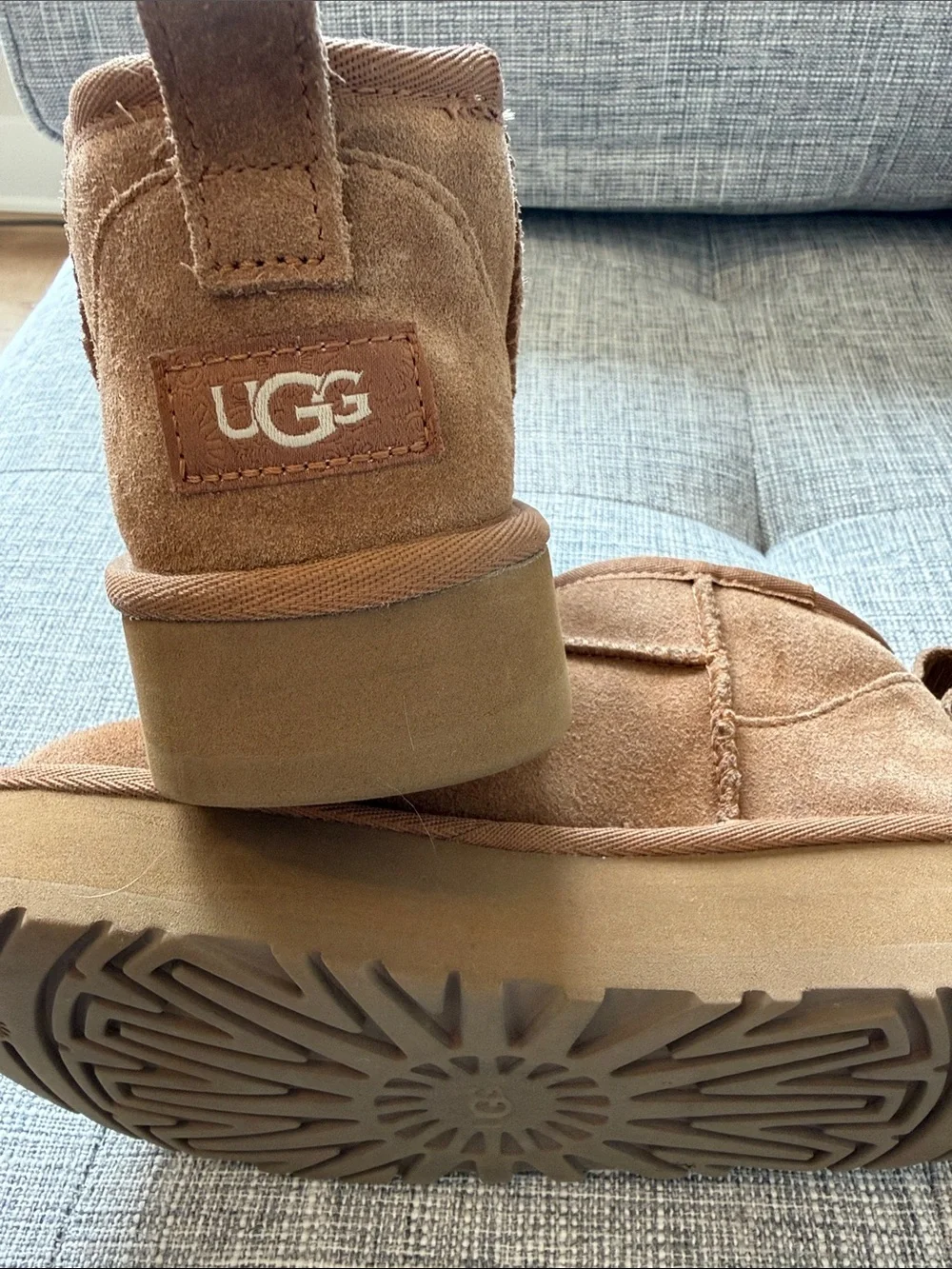 UGG *these look